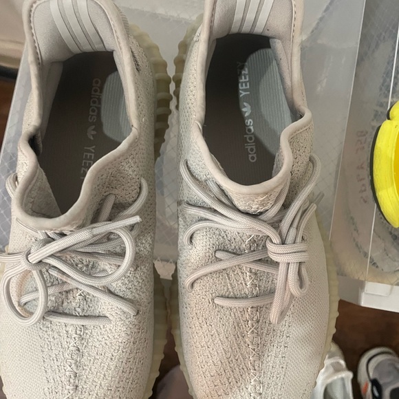 ❌ - sold 💯 YEEZY - Picture 4 of 5